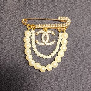 Gold-Tone Faux Pearl & Crystal Safety Pin Brooch